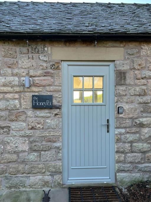 Holiday home Brand New Listing - The Honey Pot In