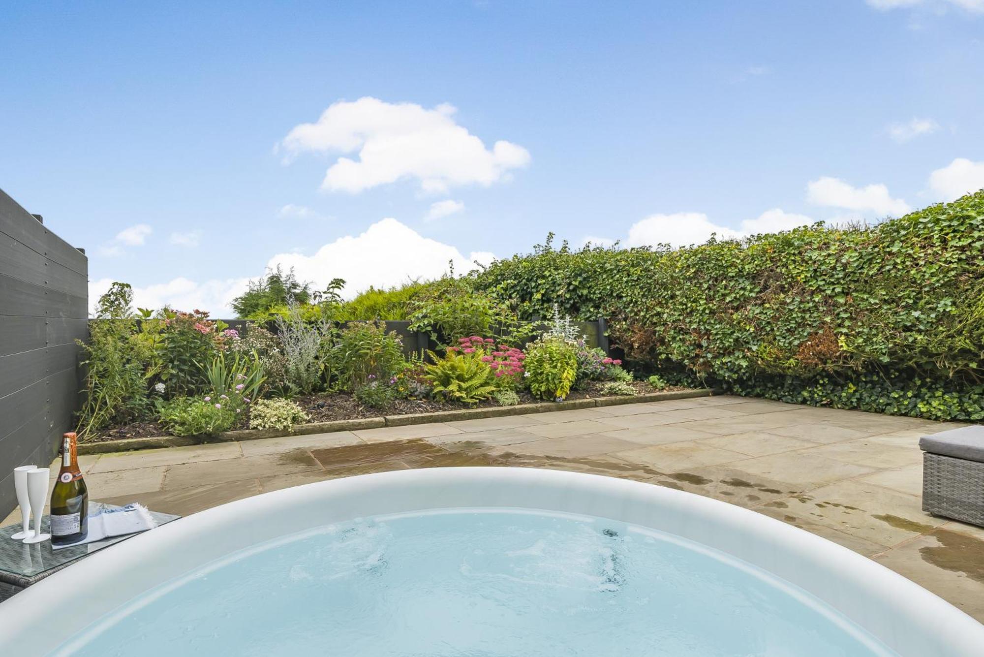 Brand New Listing - The Honey Pot In *