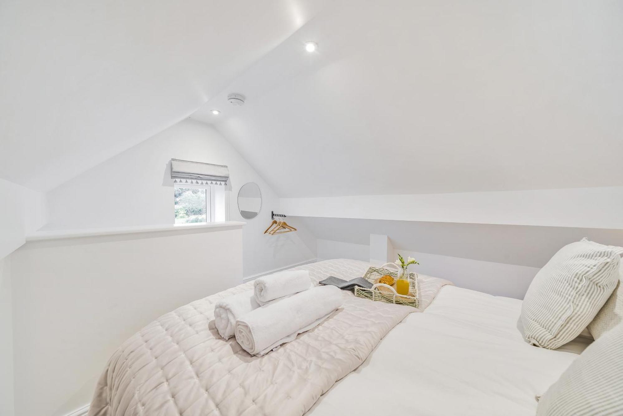 Brand New Listing - The Honey Pot In Holiday home Stanton